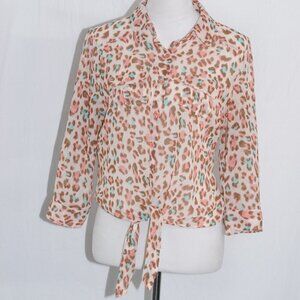 Sheer ¾ sleeve EUC Cheetah Print Pearl Womens Large Button Down Blouse